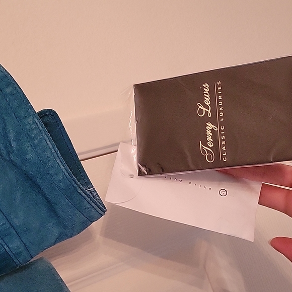 Terry Lewis Blue 100% Genuine Leather Jacket! Size 1X - Picture 2 of 7